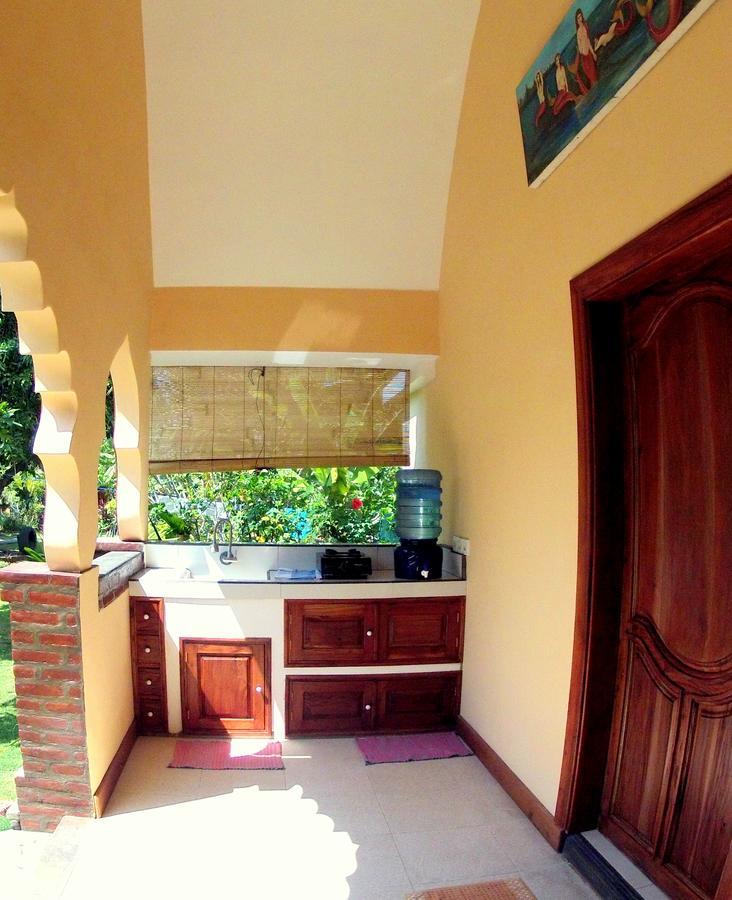 Hotel Hibiscus House Pemuteran Esterno foto