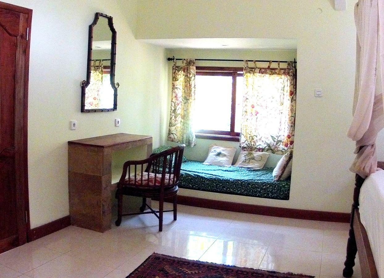 Hotel Hibiscus House Pemuteran Esterno foto